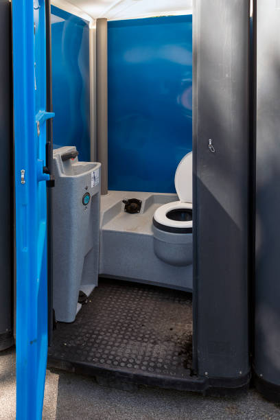 Best Local porta potty services  in Mapleton, ND