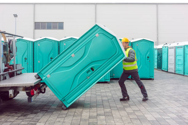 Best Portable restroom solutions  in Mapleton, ND