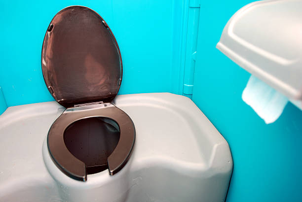 Best Portable toilet rental cost  in Mapleton, ND